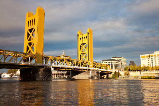 istock The Old Sacramento Bridge 685824976