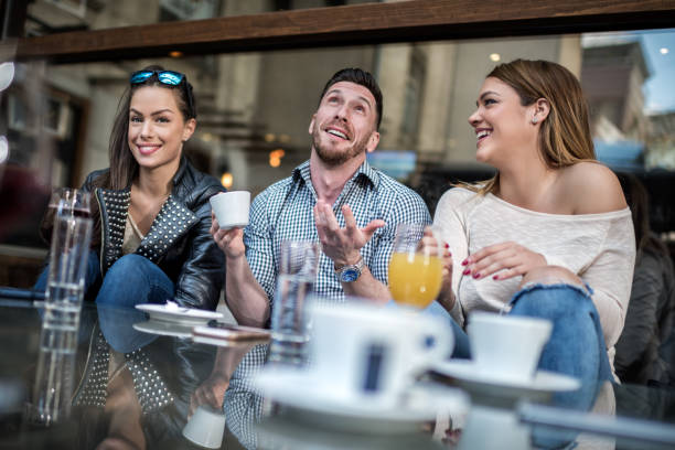 istock Couple in coffee shop 685856090