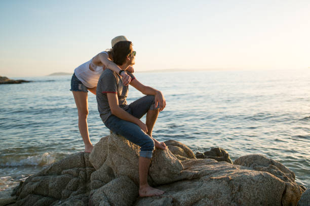 istock Couple love at the seaside 685861440