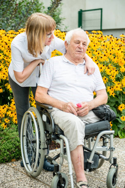 istock Connection Between The Nurse And Senior Man In The Nursing Home 685864124