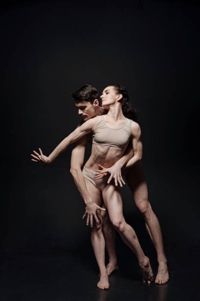 istock Skilled young ballet dancers performing together in the studio 685910290