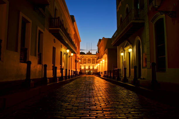 istock Sunset in Old San Juan Puerto Rico 686013068