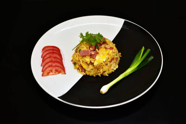 istock Fried rice with ham and egg serve in a dish (Thai cuisine) 686051342