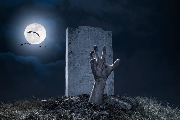 zombie hand halloween graveyard night monster scary - cemetery halloween moon spooky imagens e fotografias de stock