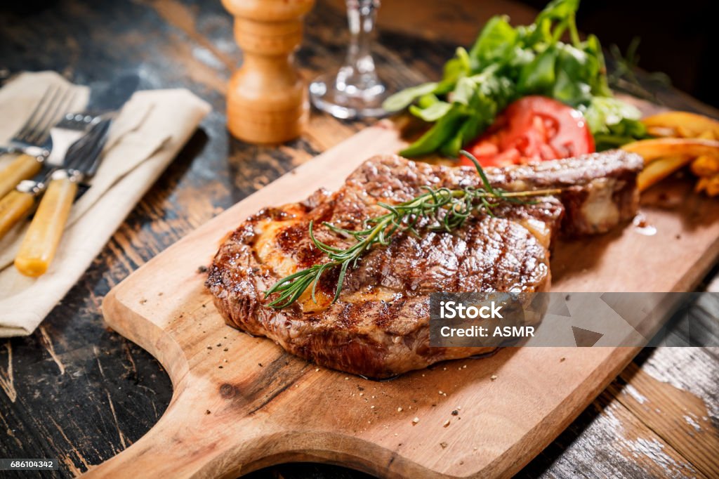 Rebanadas steak Ribeye - Foto de stock de Bistec libre de derechos