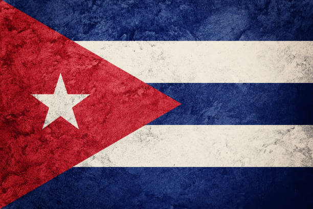 istock Grunge Cuba flag. Cuban flag with grunge texture. 686121132