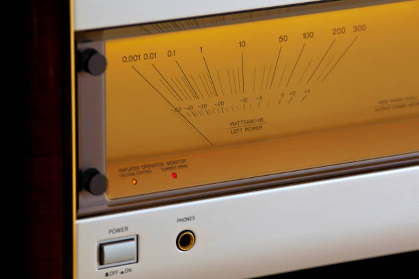 istock Vintage Stereo Audio Power Amplifier Large Glowing VU 686124342