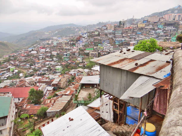 vista aérea da cidade de kohima - indiana world war memorial - fotografias e filmes do acervo