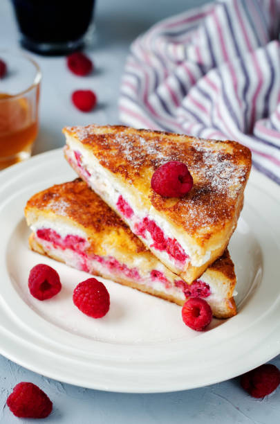 istock Ricotta raspberry stuffed French Toasts 686181736