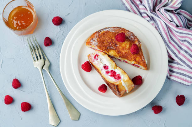 istock Ricotta raspberry stuffed French Toasts 686181746