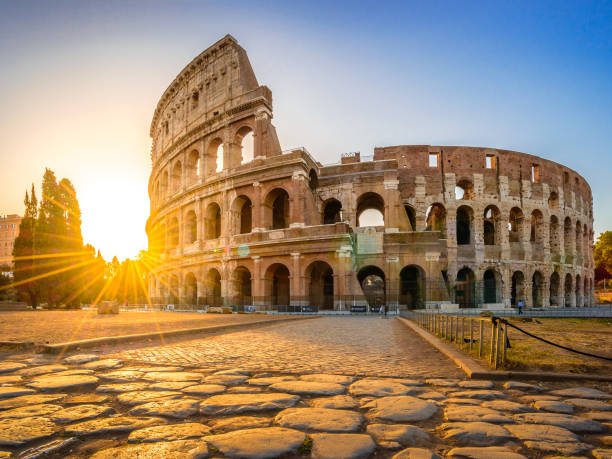 istock Colosseum at sunrise, Rome, Italy 686215588