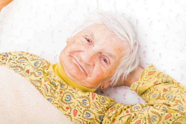 istock Elderly woman 686228620