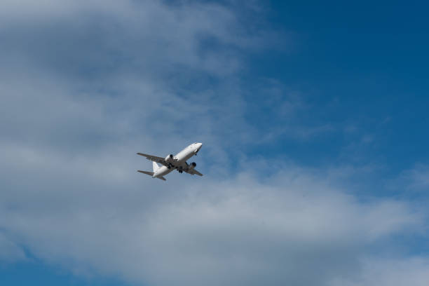 istock Landing plane in good weather against a blue sky 686241878