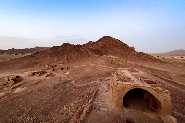 istock Zoroastrian Tower of Silence in Yazd, Iran 686253664