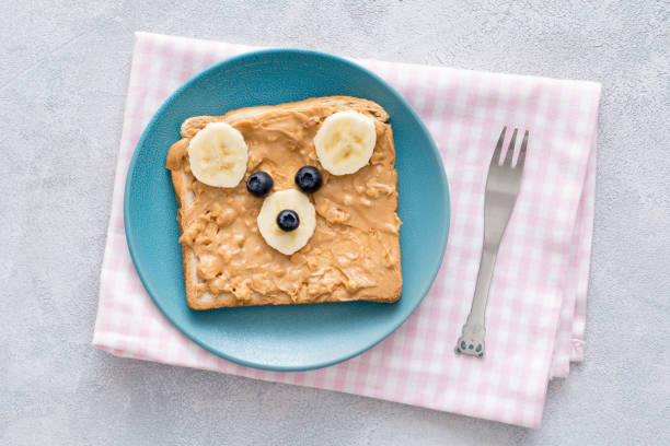 istock Peanut butter toast for kids healthy breakfast 686329340