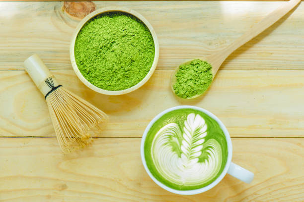 istock Matcha latte and matcha green tea 686504622