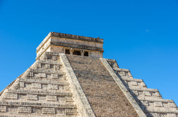 istock Chichen Itza - El Castillo Pyramid - Ancient Maya Temple Ruins in Yucatan, Mexico 686508174