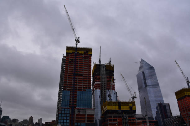 istock Construction and renewal in New York 686526062