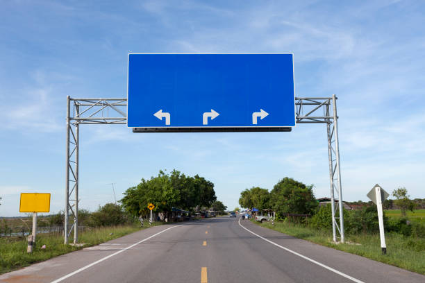 istock Blank road sign on highway road. 686610990