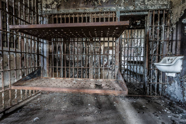 istock Inside the cell of an abandoned jailhouse 686663524