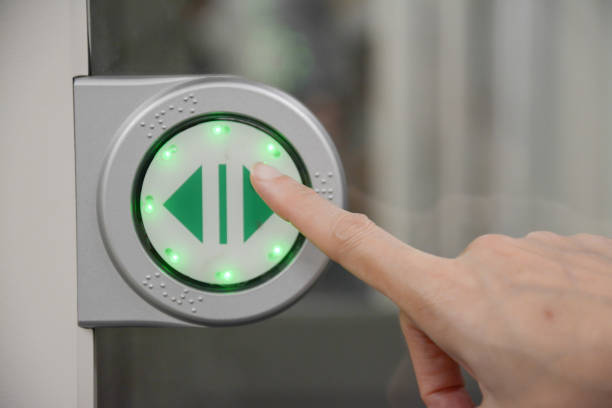 istock touch screen Icon for open the door 686689188