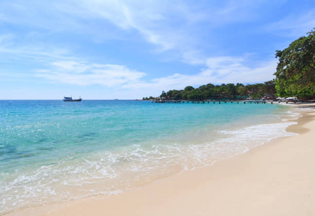istock Summer tropical sea and beach in blue sky. 686689648