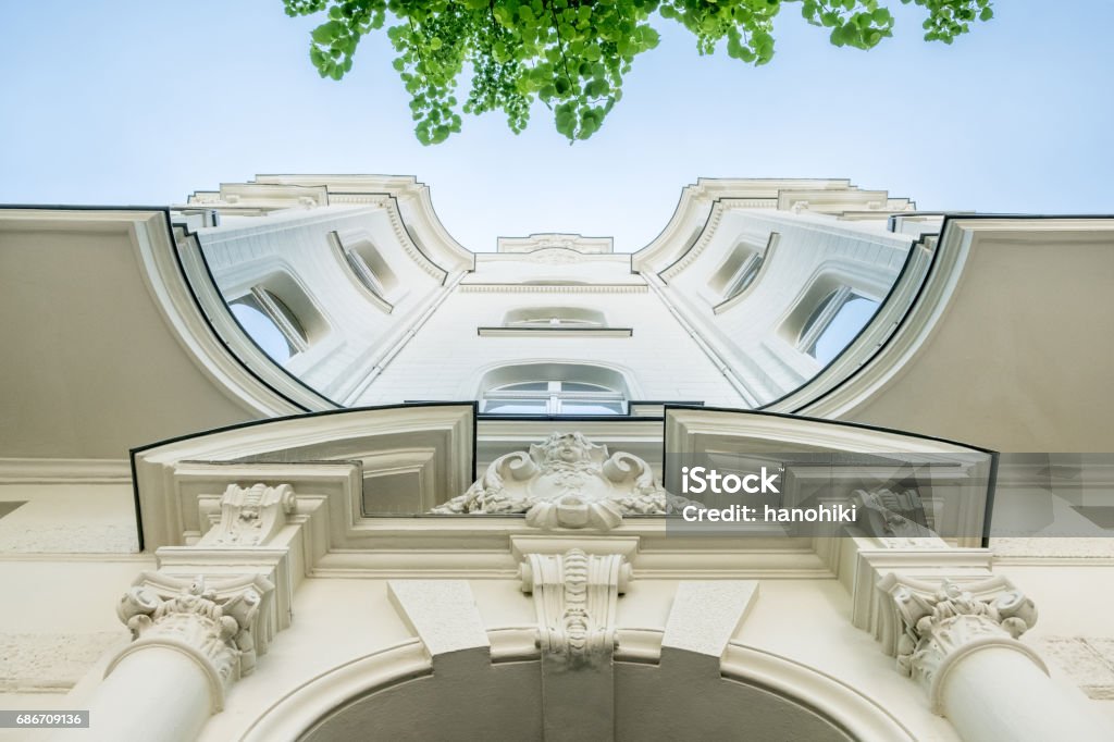 schöne alte WohngebäudeFassade - Lizenzfrei Alt Stock-Foto