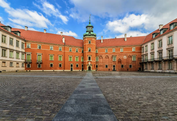 istock Royal Castle the inner yard, Warsaw 686737642