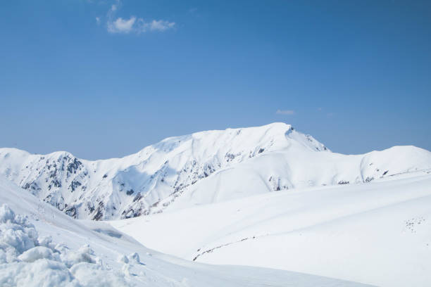 istock Tateyama Kurobe Alpine Route the snow mountains wall 686777960