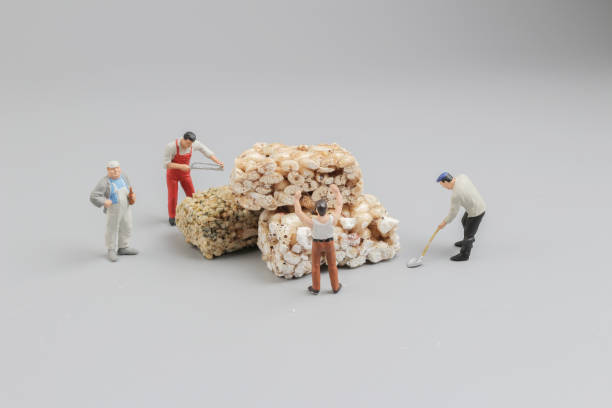 istock mini worker cut of the Crispy Rice Treat in bar 686822982