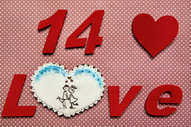 istock Gingerbread hearts with love scenes. 686876300