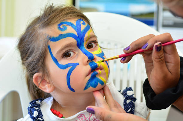 istock Child face painting 686931690