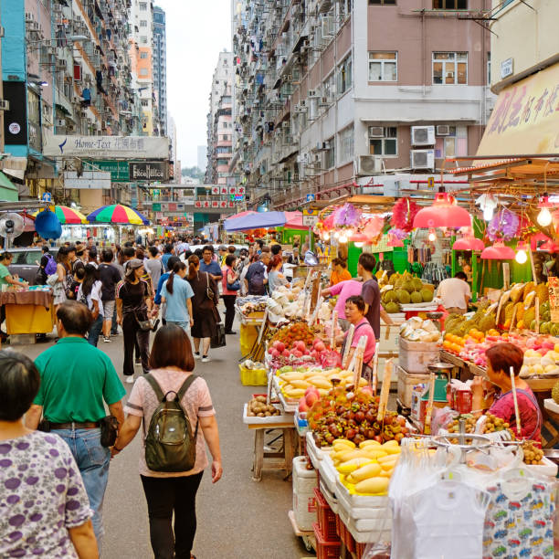 hong kong mong kok wet-épicerie - store market china city street photos et images de collection