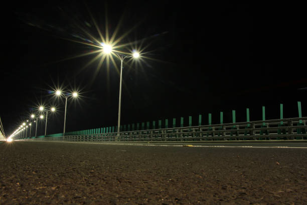 istock Traffic night of bridge 687031138