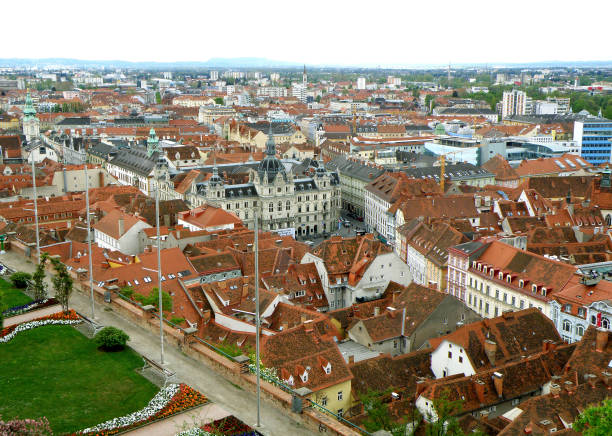 istock Stunning aerial view of Glaz 687034040