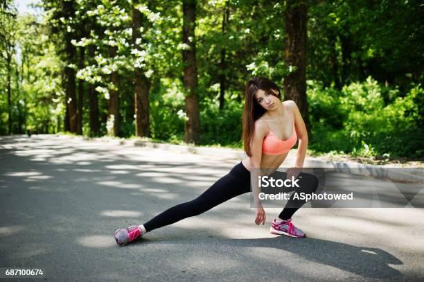 Fitness Sport Girl In Sportswear Outdoor Sports Urban Style Stock Photo -  Download Image Now - iStock