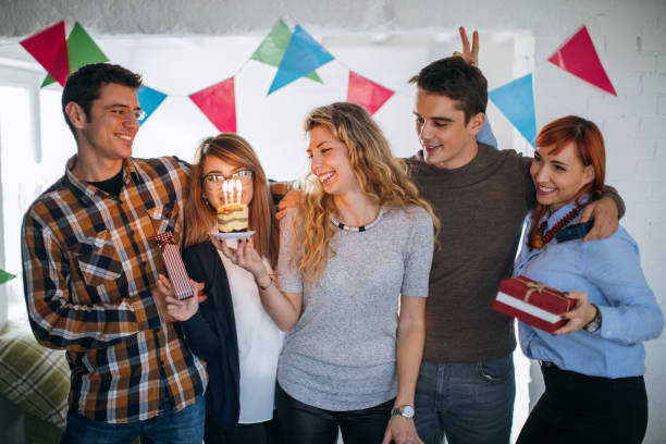 istock Birthday party in office 687152774