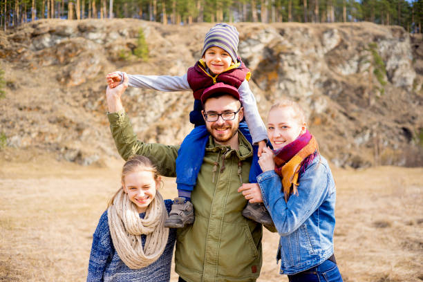 istock Family is cleaning outside 687156266