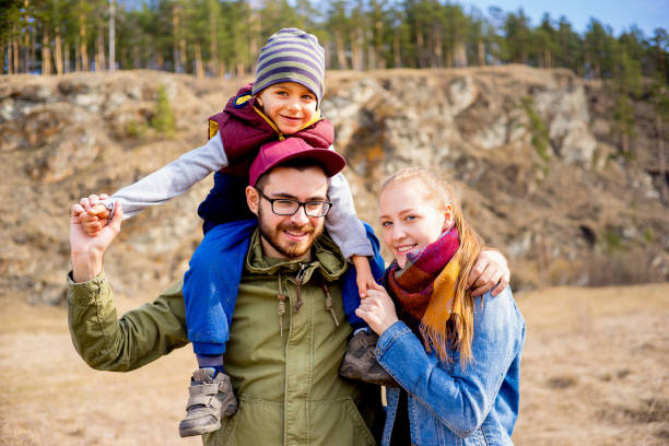 istock Family is cleaning outside 687156358
