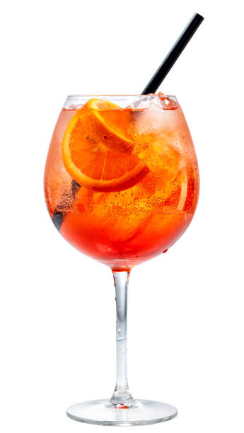 glas aperol spritz cocktail - coctail glass stock-fotos und bilder