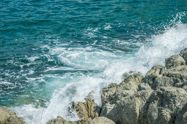 istock Waves in ocean Splashing Waves Andaman Phuket Thailand 687194008