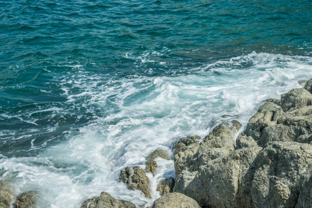 istock Waves in ocean Splashing Waves Andaman Phuket Thailand 687194098