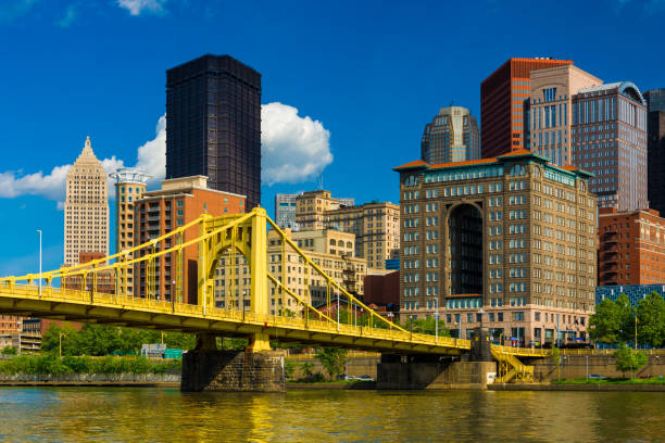 istock Downtown Pittsburgh Buildings with Bridge Closeup View 687213162