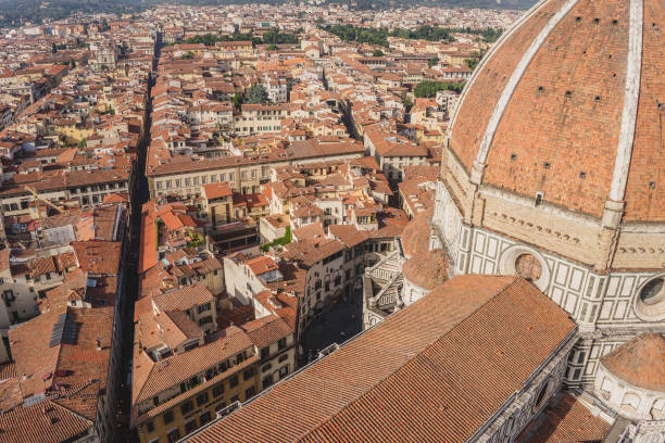 istock view over florence from cattedrale di Santa Maria del Fiore 687367000