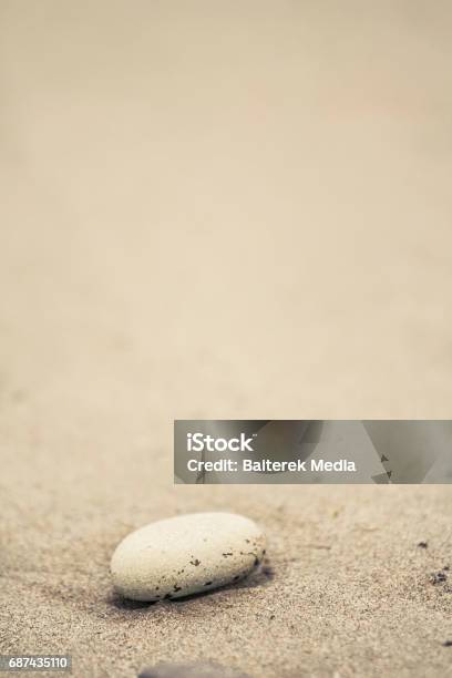 Stein Am Strand Stockfoto und mehr Bilder von Abstrakt - Abstrakt, Bernstein, Fotografie