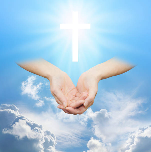 istock Worshiping the Divine Source of Love and Light 687542964