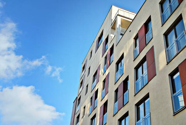 istock Facade of a modern apartment building 687558794