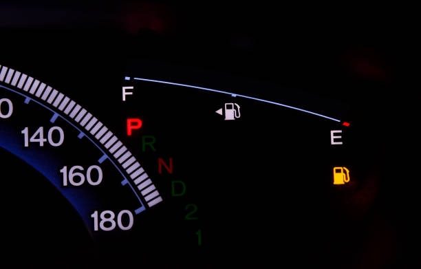 istock out of petrol. 687595358
