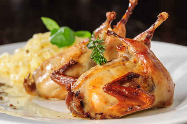 Roasted or fried quail with herbs and tagliatelle