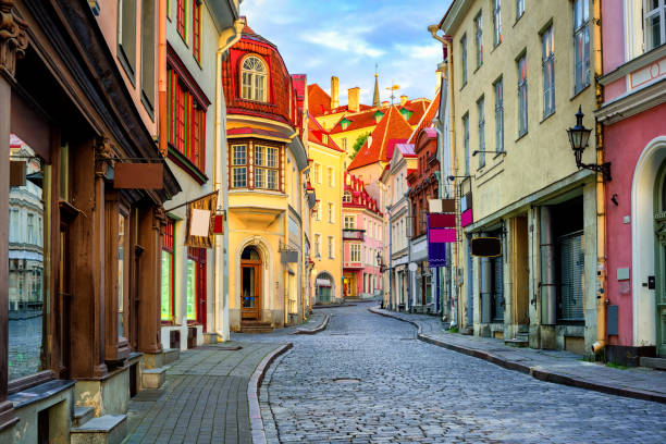 Old town of Tallinn, Estonia Narrow street in the old town of Tallinn, Estonia estonia photos stock pictures, royalty-free photos & images